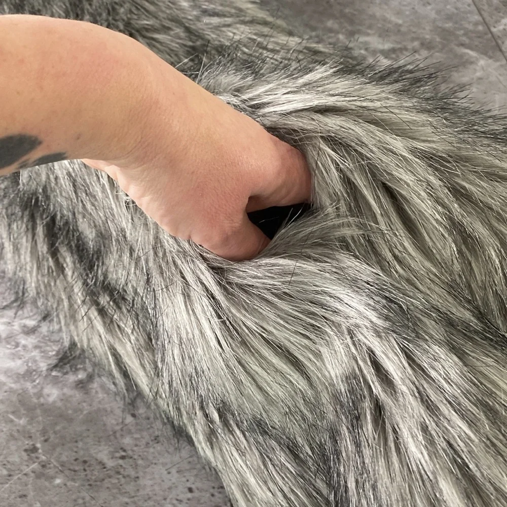 Lovers + Friends Gray Faux Fur Vest Women’s Small Camille Revolve Open‎ Front - Picture 13 of 13
